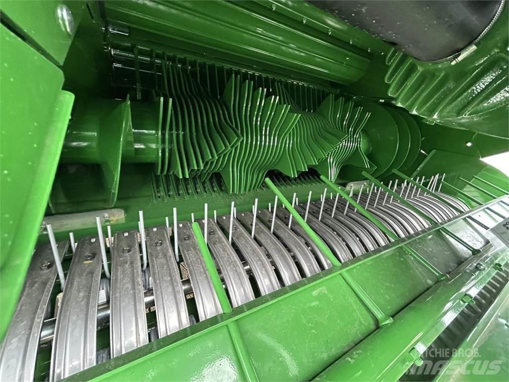 John Deere C441R Pyöröpaalaimet