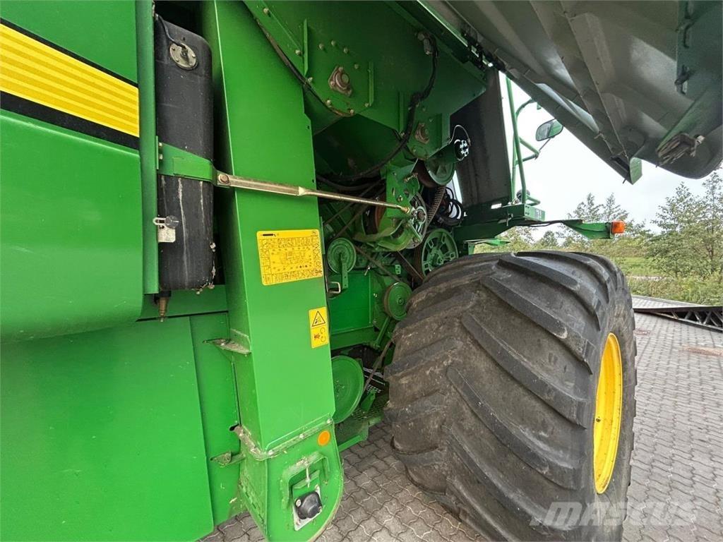 John Deere C670I Leikkuupuimurit