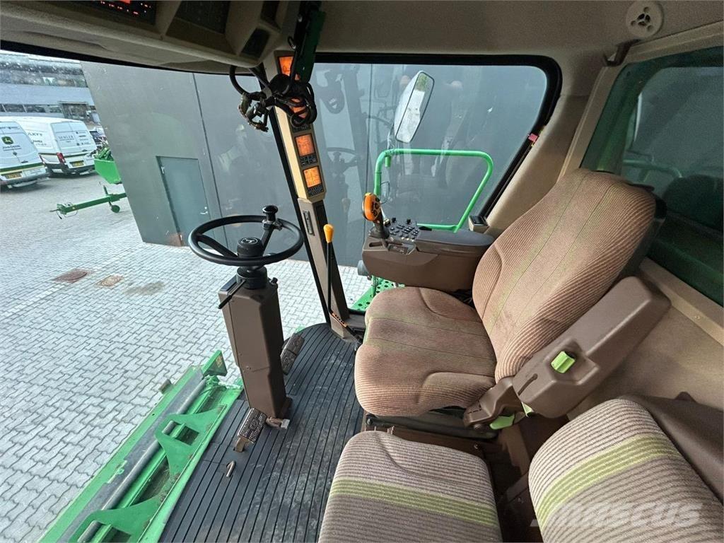 John Deere C670I Leikkuupuimurit