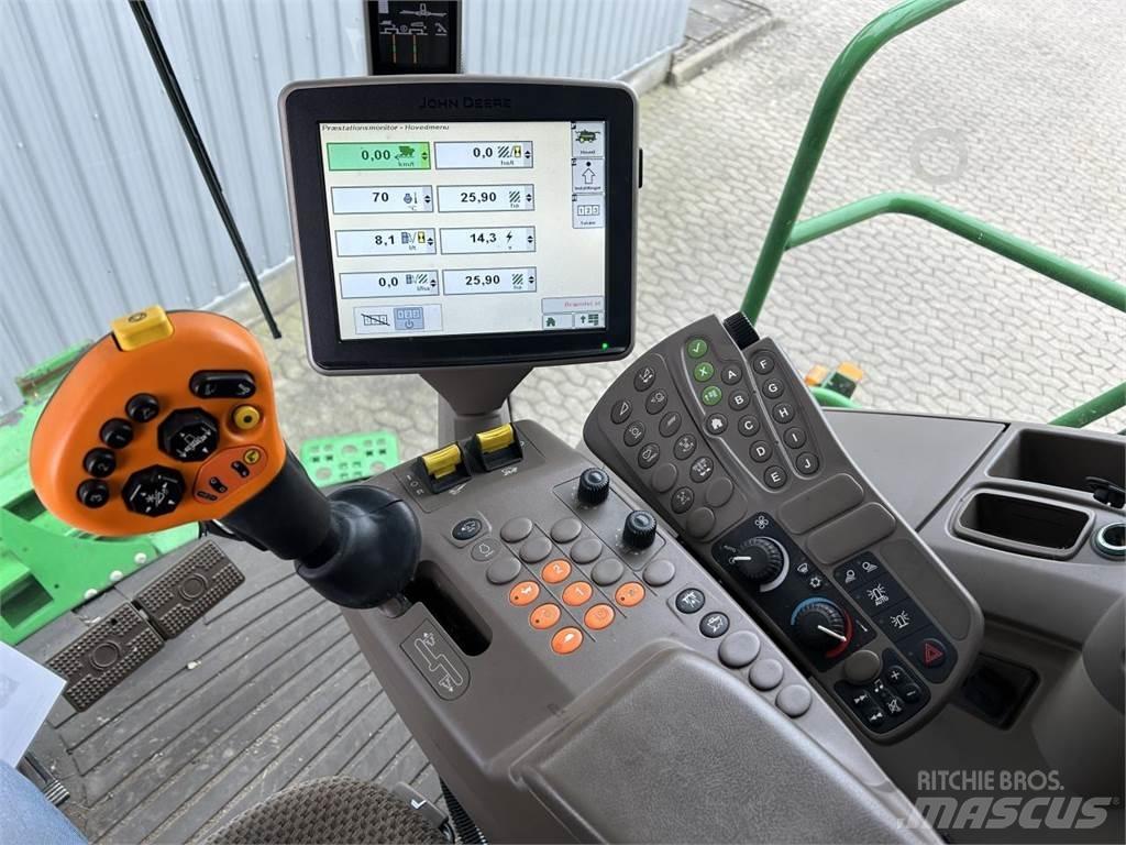 John Deere S685I Leikkuupuimurit