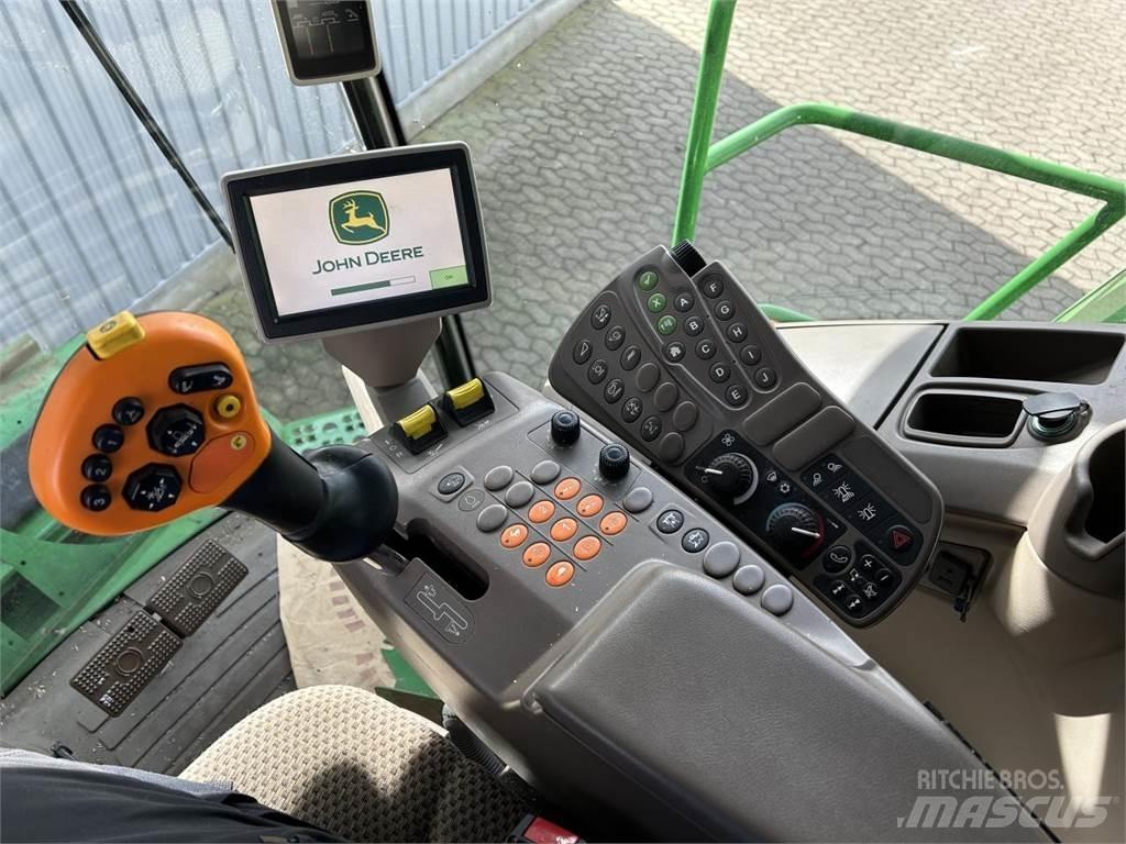 John Deere S690 Leikkuupuimurit