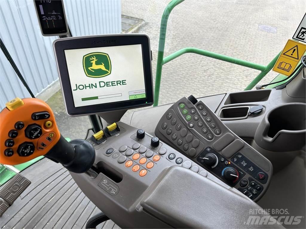 John Deere S690 Leikkuupuimurit
