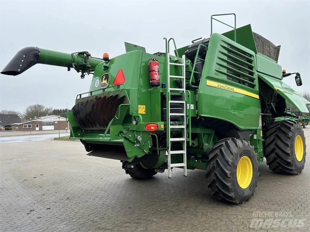 John Deere T670 Leikkuupuimurit