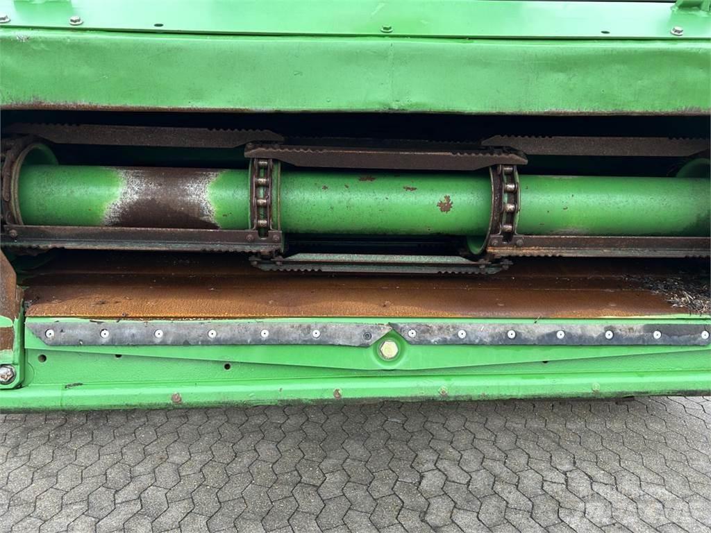 John Deere T670 Leikkuupuimurit
