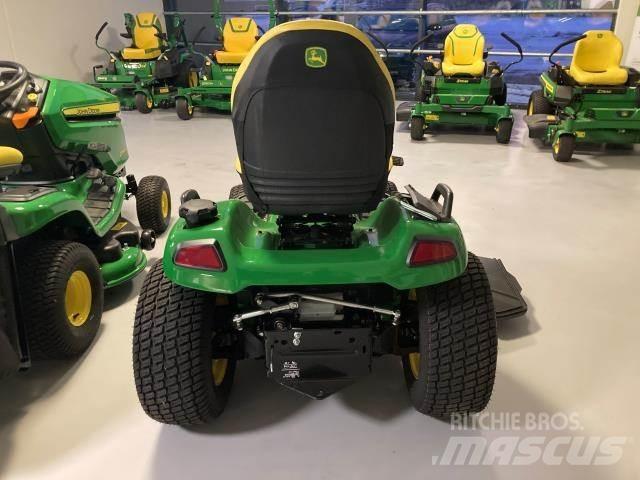 John Deere X584 Taajamatraktorit