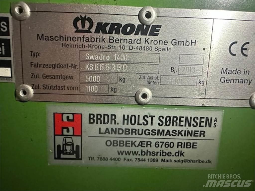 Krone SWADRO 1400 Pöyhimet ja haravat