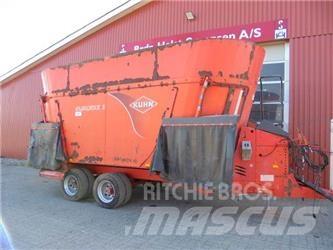 Kuhn 45 M3 Rehuvaunut