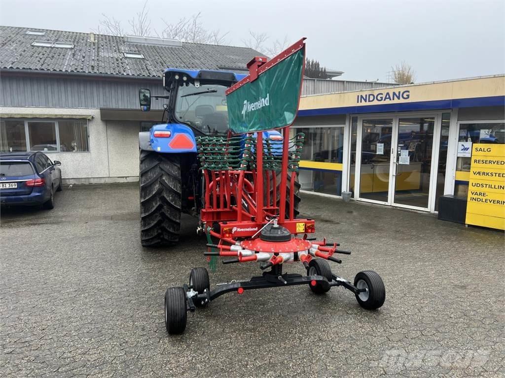 Kverneland 9542 Pöyhimet ja haravat
