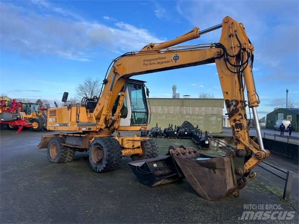 Liebherr 902 Pyöräkaivukoneet