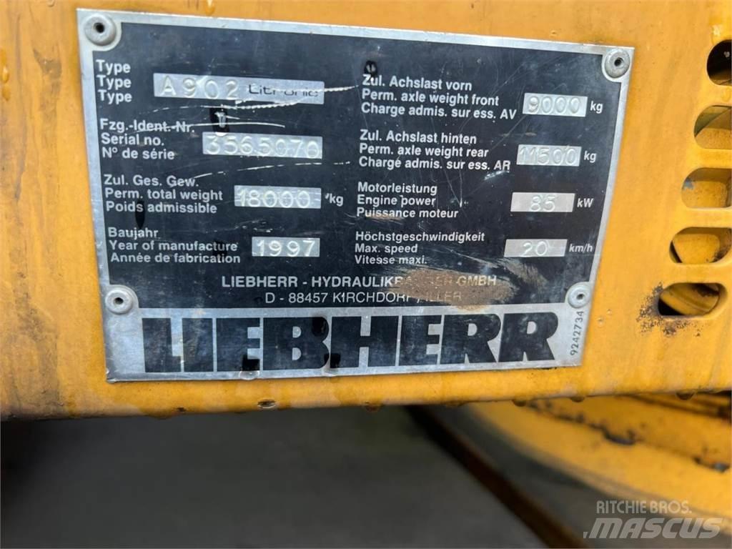Liebherr 902 Pyöräkaivukoneet