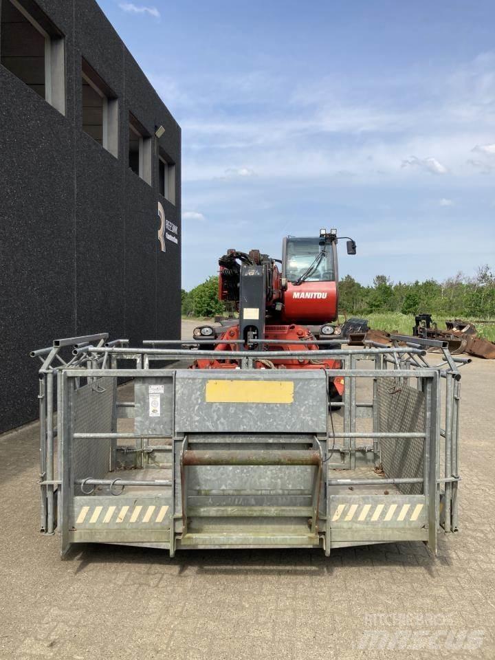 Manitou MRT2540 Kurottajat