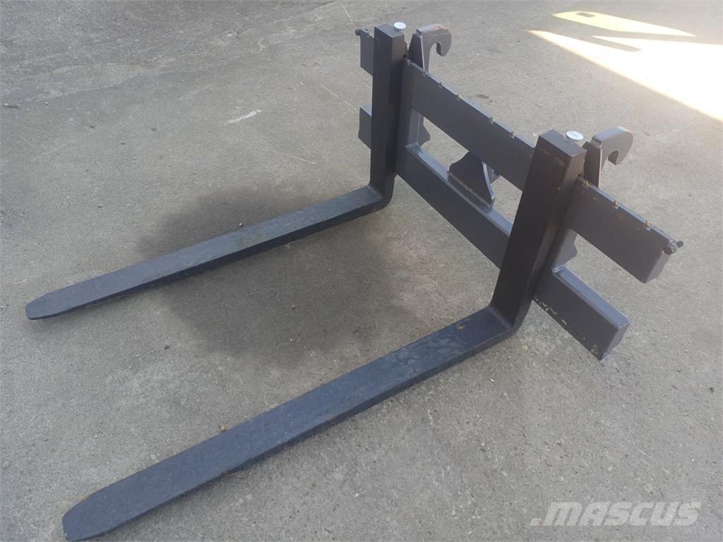 MO PALLEGAFFELSÆT Etukuormaimet ja kaivuulaitteet