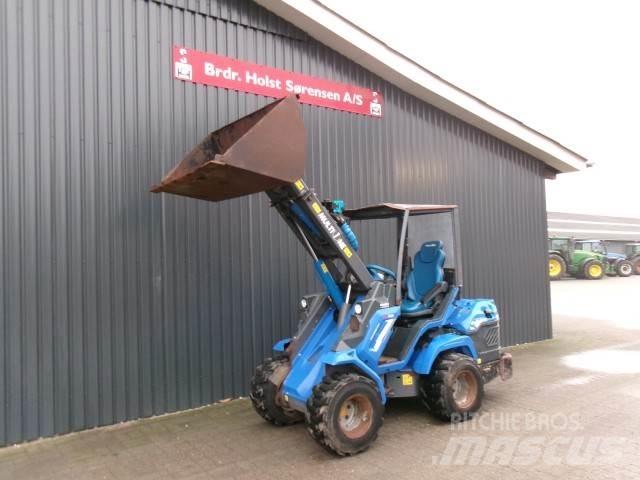 Multione 7.3 Pienkuormaajat