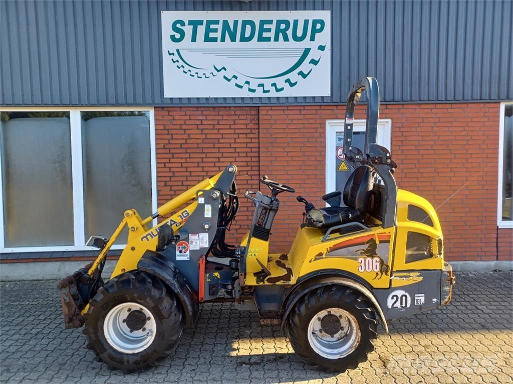 Mustang 306 Pienkuormaajat