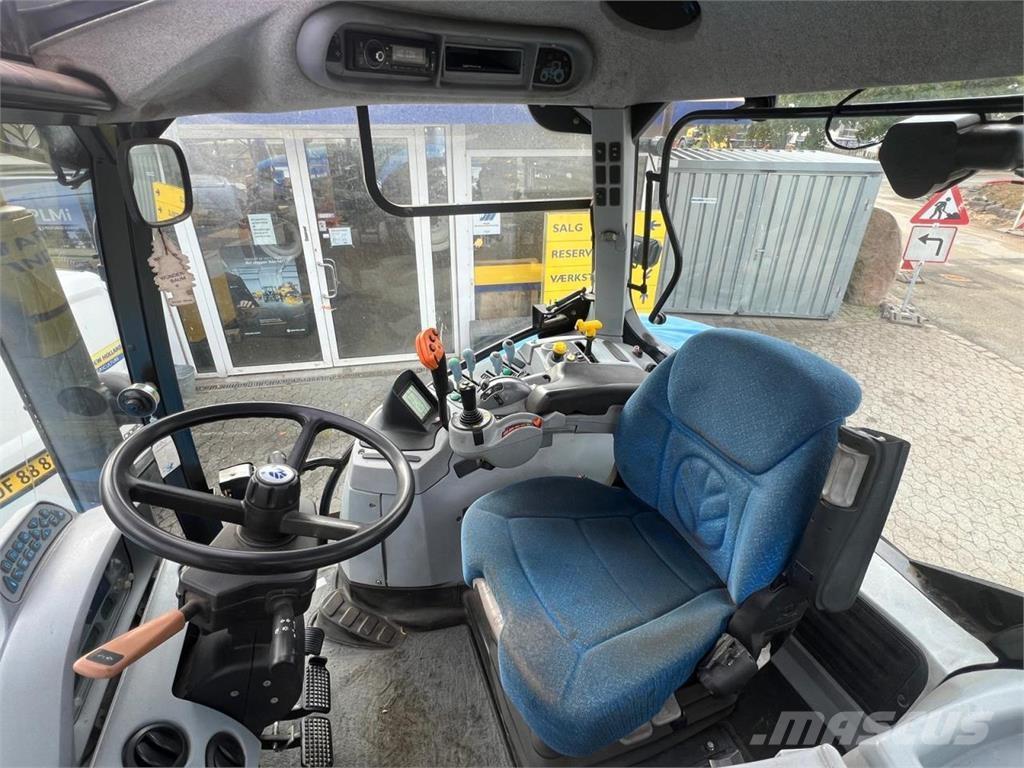 New Holland T6080 Traktorit