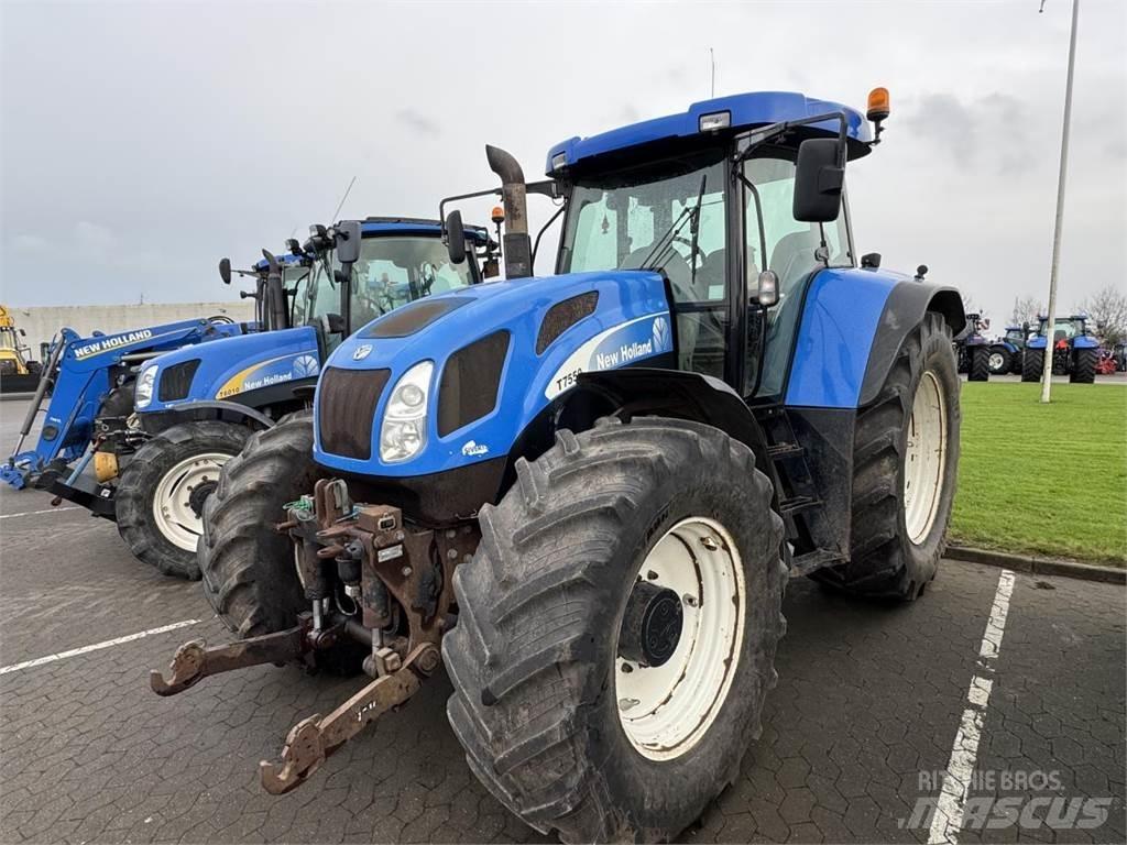 New Holland T7550 Traktorit