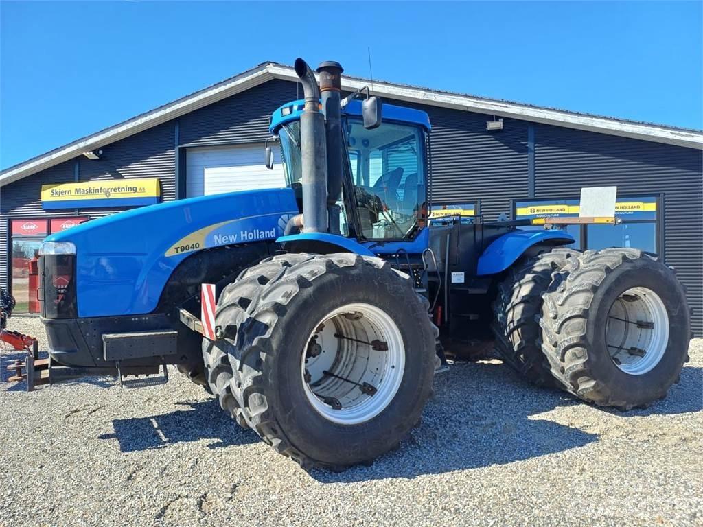 New Holland T9040 Traktorit