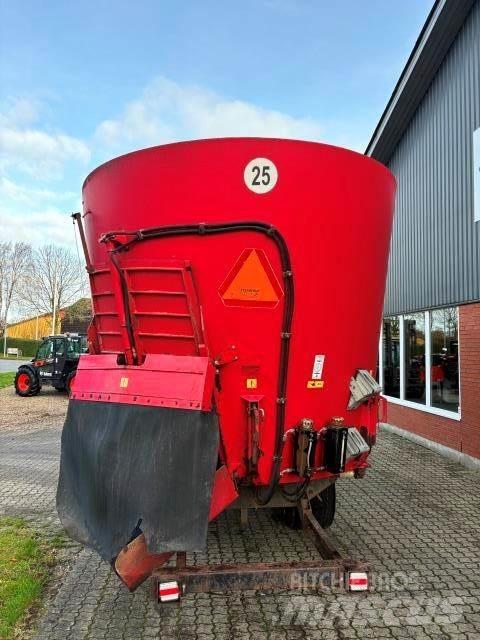 RMH VR22 Rehuvaunut