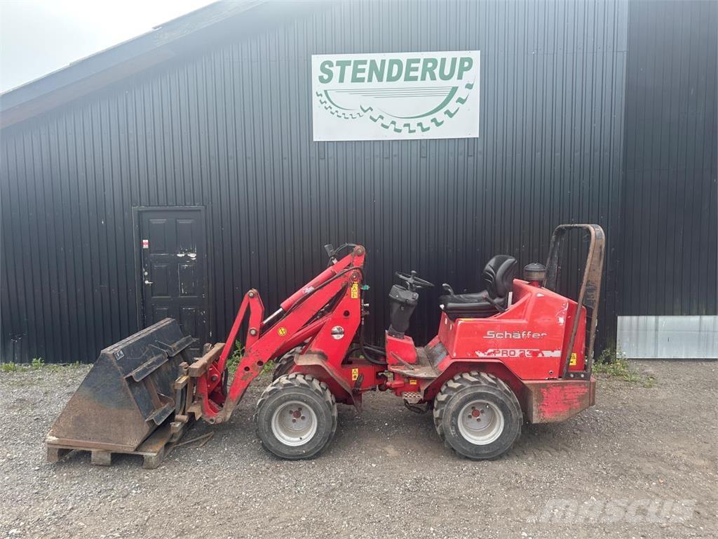 Schäffer PRO 33 Pienkuormaajat