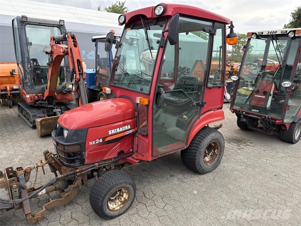 Shibaura SX24 Taajamatraktorit