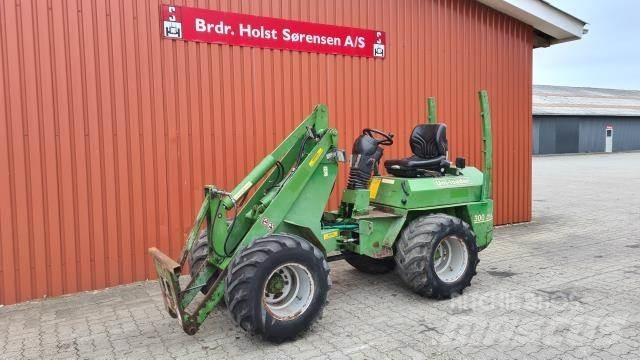 Striegel 300 Pienkuormaajat