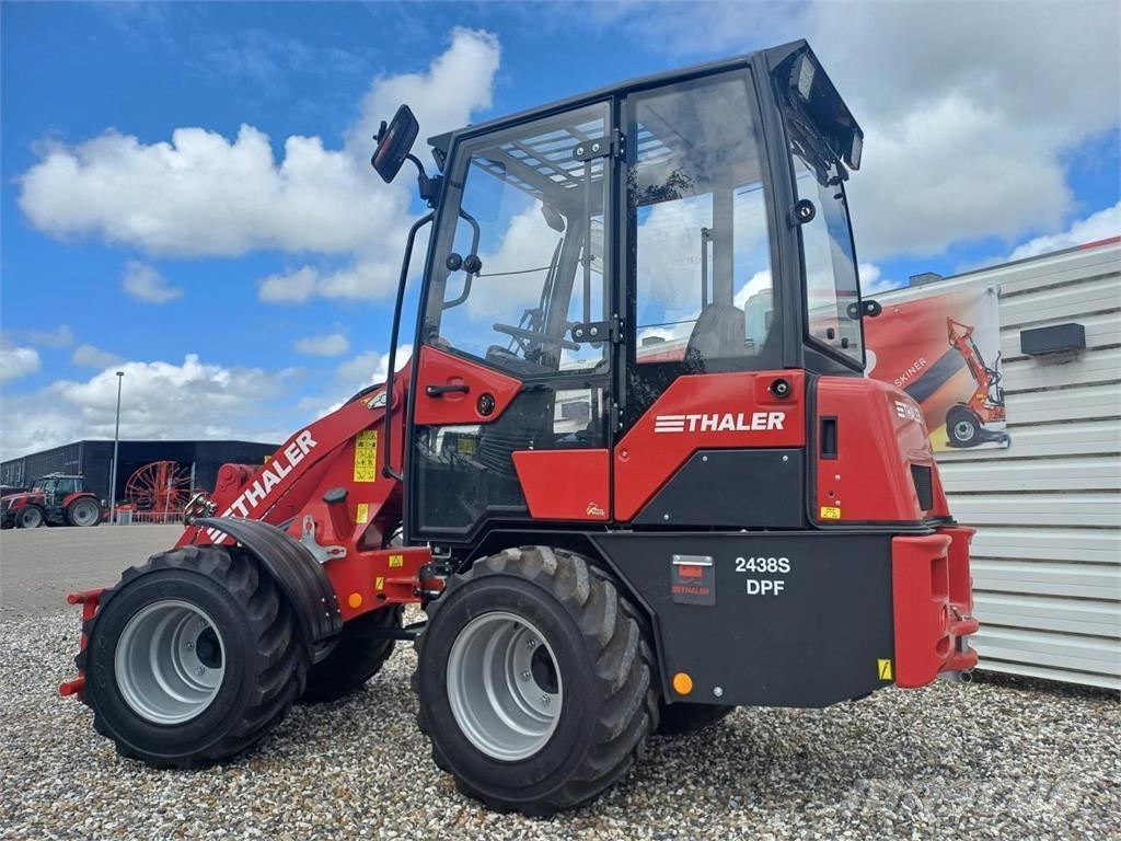 Thaler 2438S CAB Pienkuormaajat