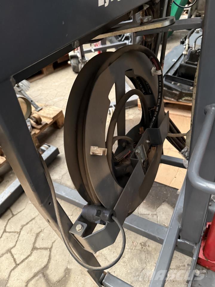 Timan FSA 12000 Pienet kuormainlaitteet