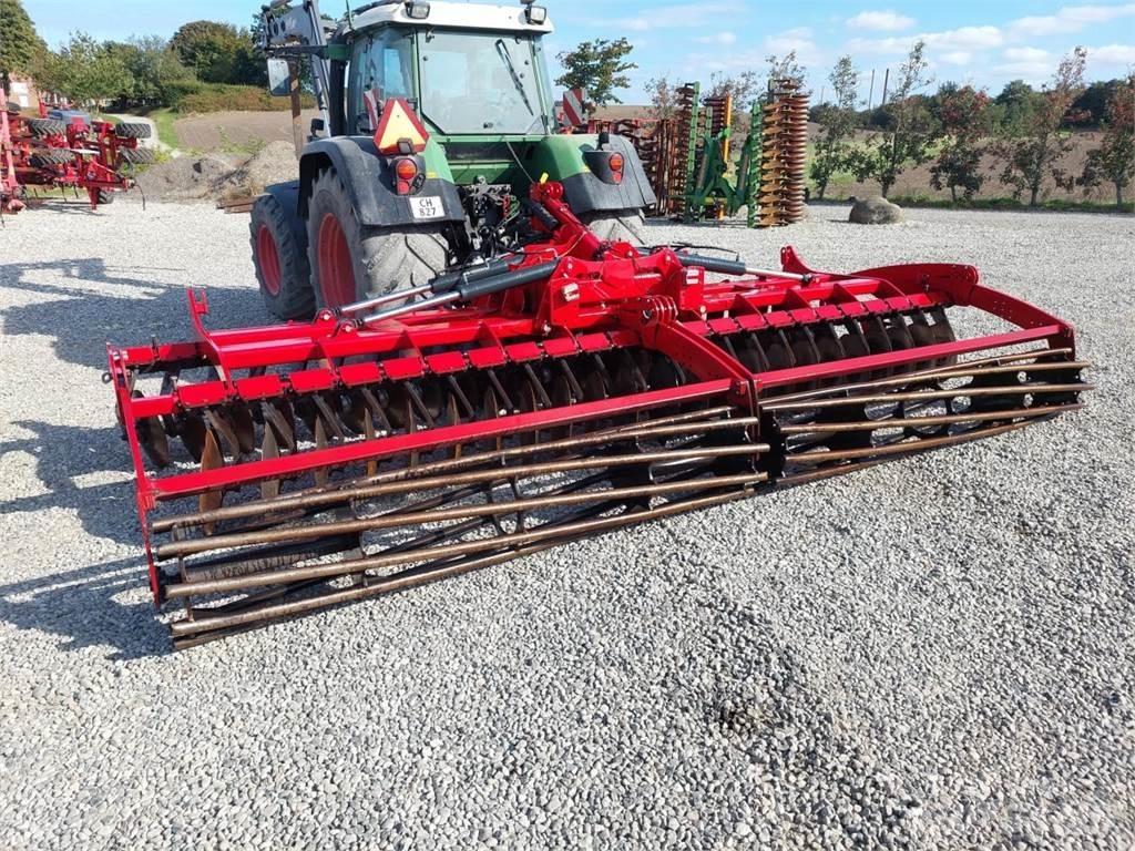 Tulip 600 XXLH Kiekkomultaimet ja lautasäkeet