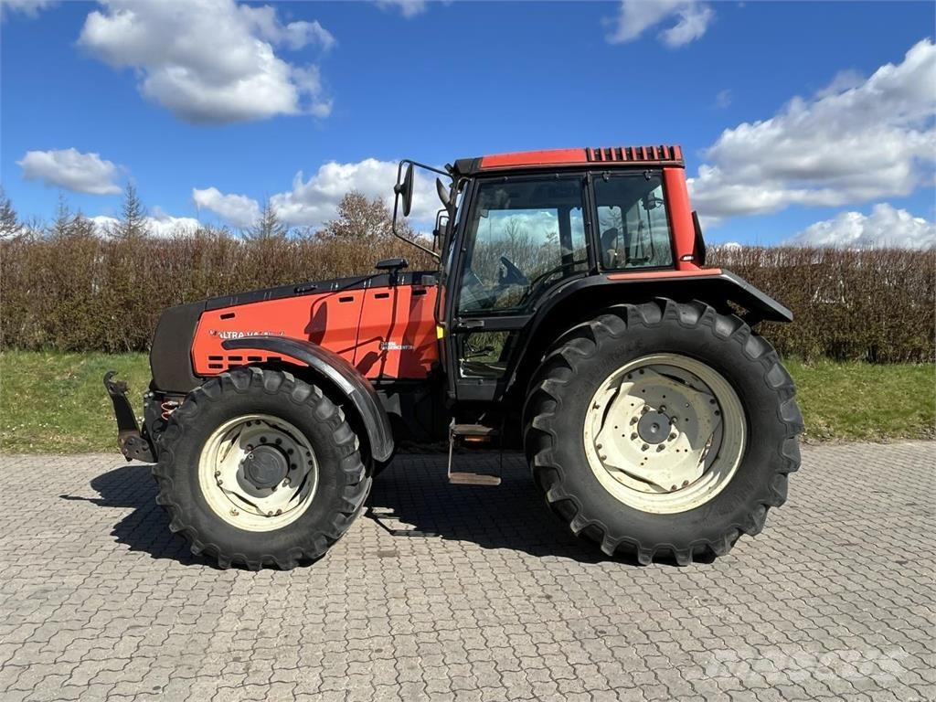 Valtra 8550 Traktorit