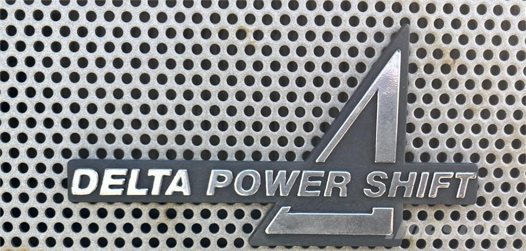 Valtra 8550 Traktorit