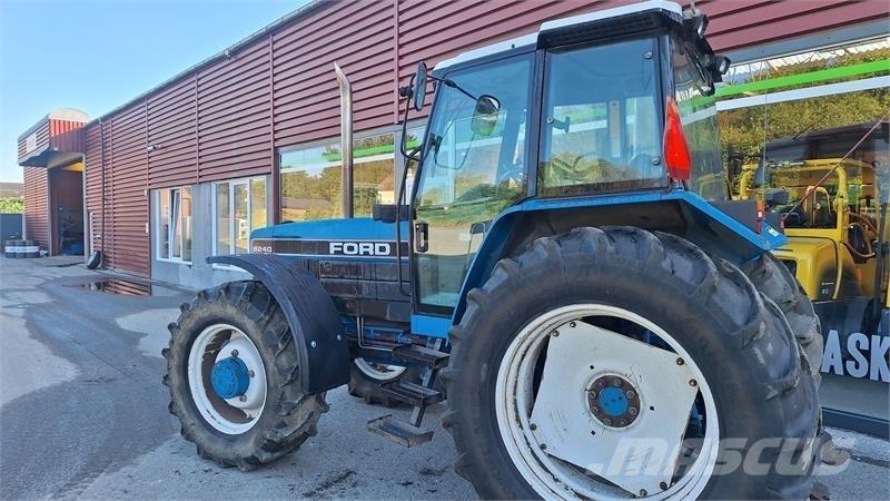 Ford 8240 Traktorit