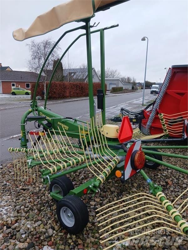 Krone  Pöyhimet ja haravat
