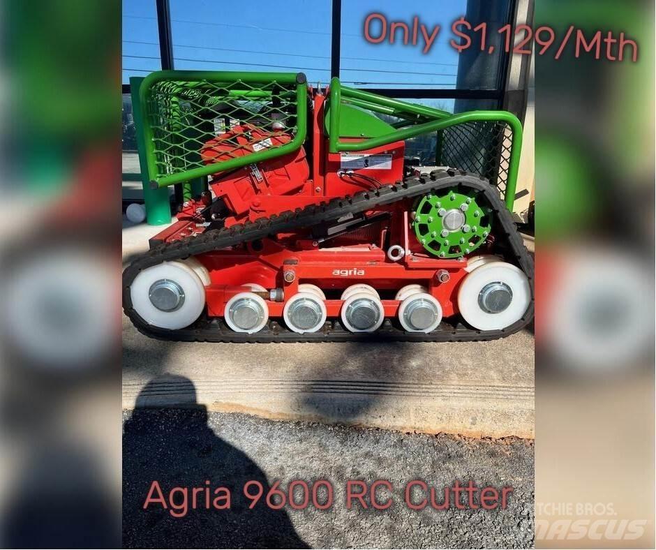 Agria 9600 Paalinkäsittelykoneet