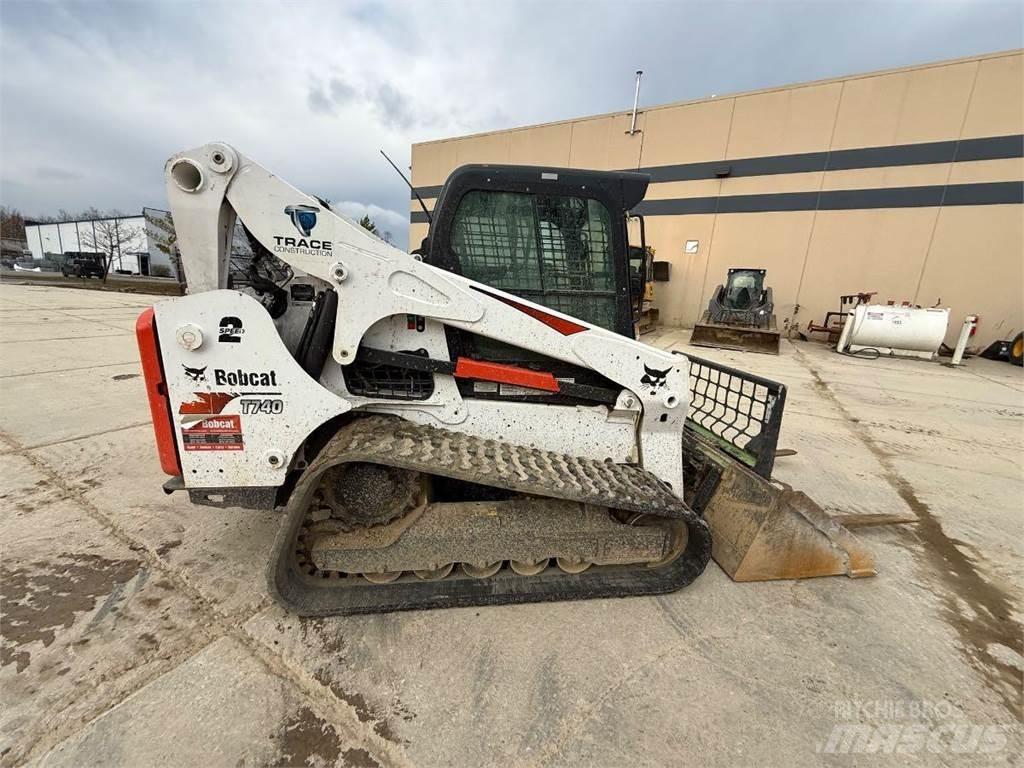 Bobcat T740 Pienkuormaajat