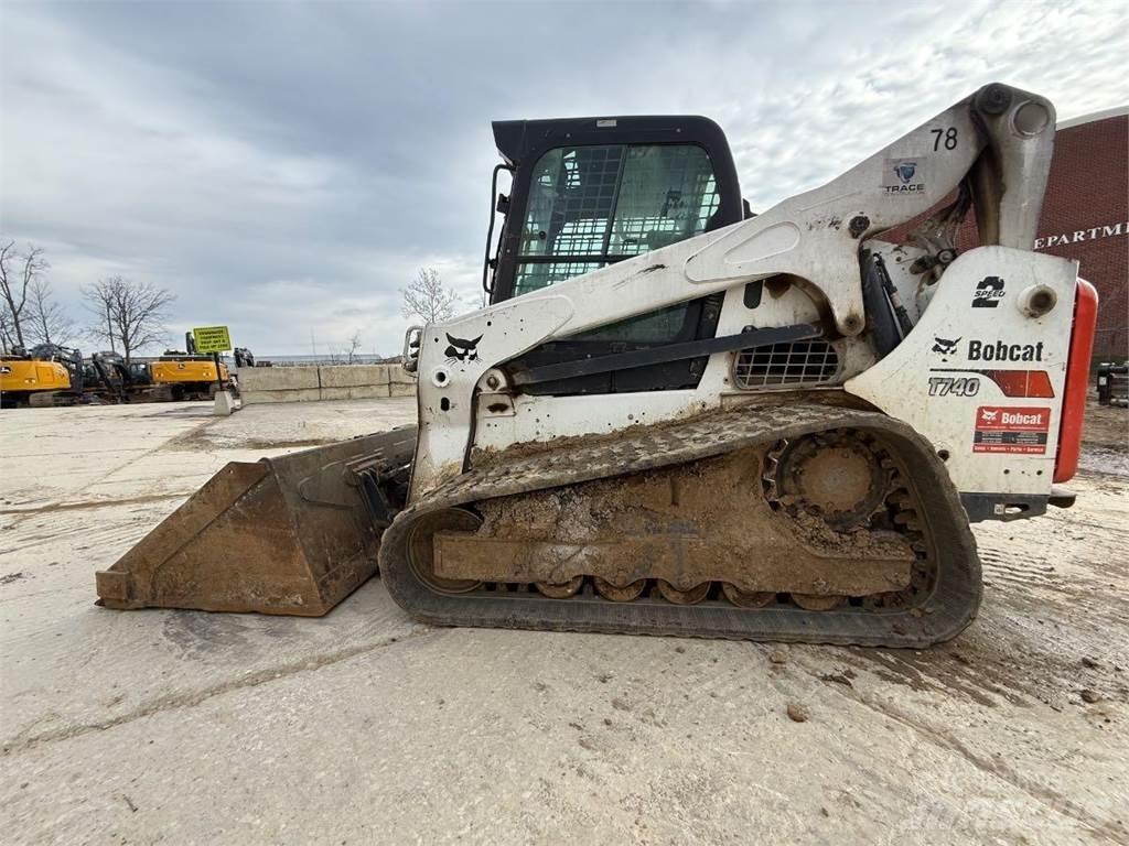 Bobcat T740 Pienkuormaajat