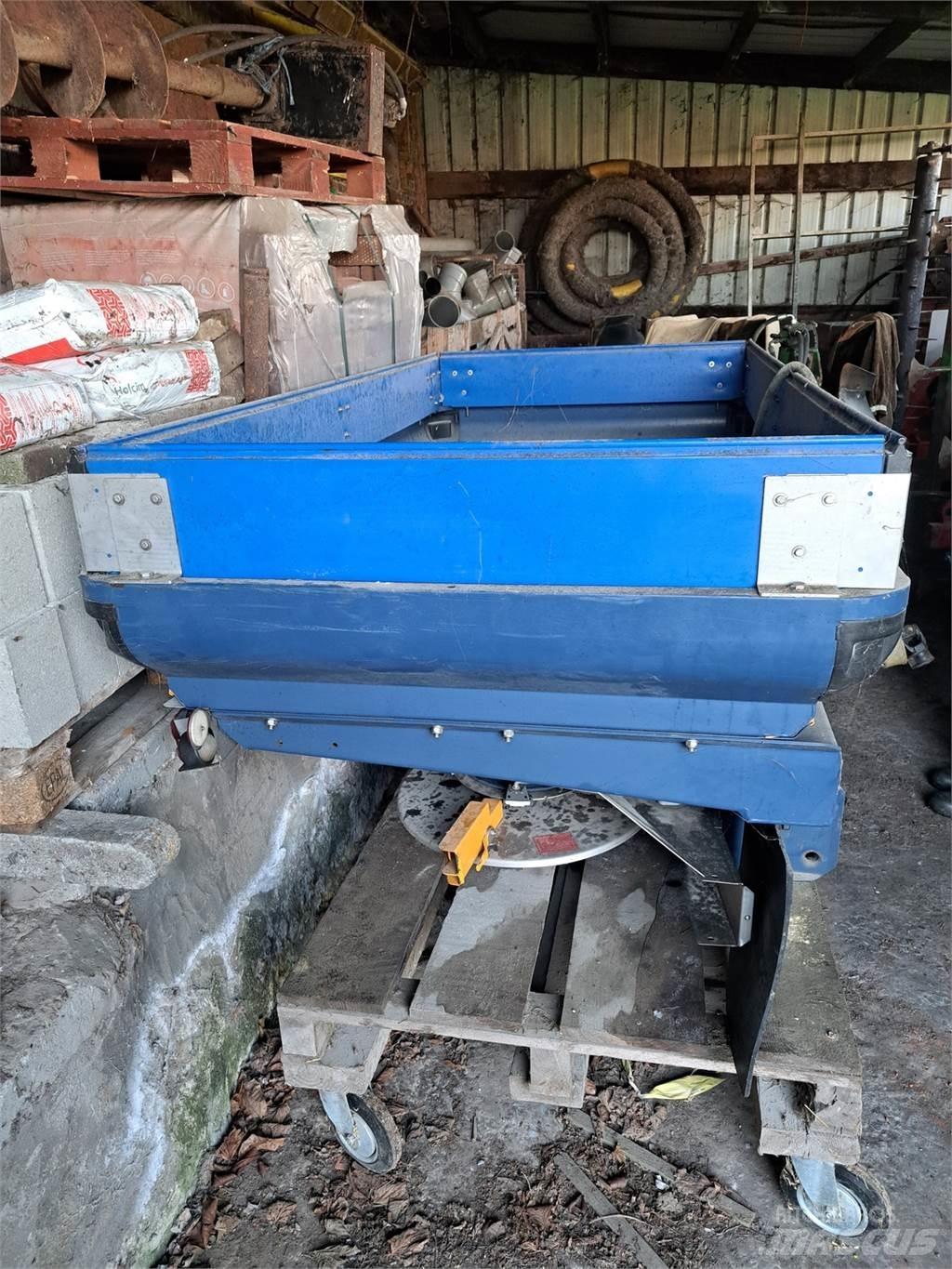 Bogballe M2 Lannoitteenlevittimet