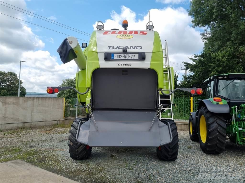 CLAAS 430 Tucano Leikkuupuimurit