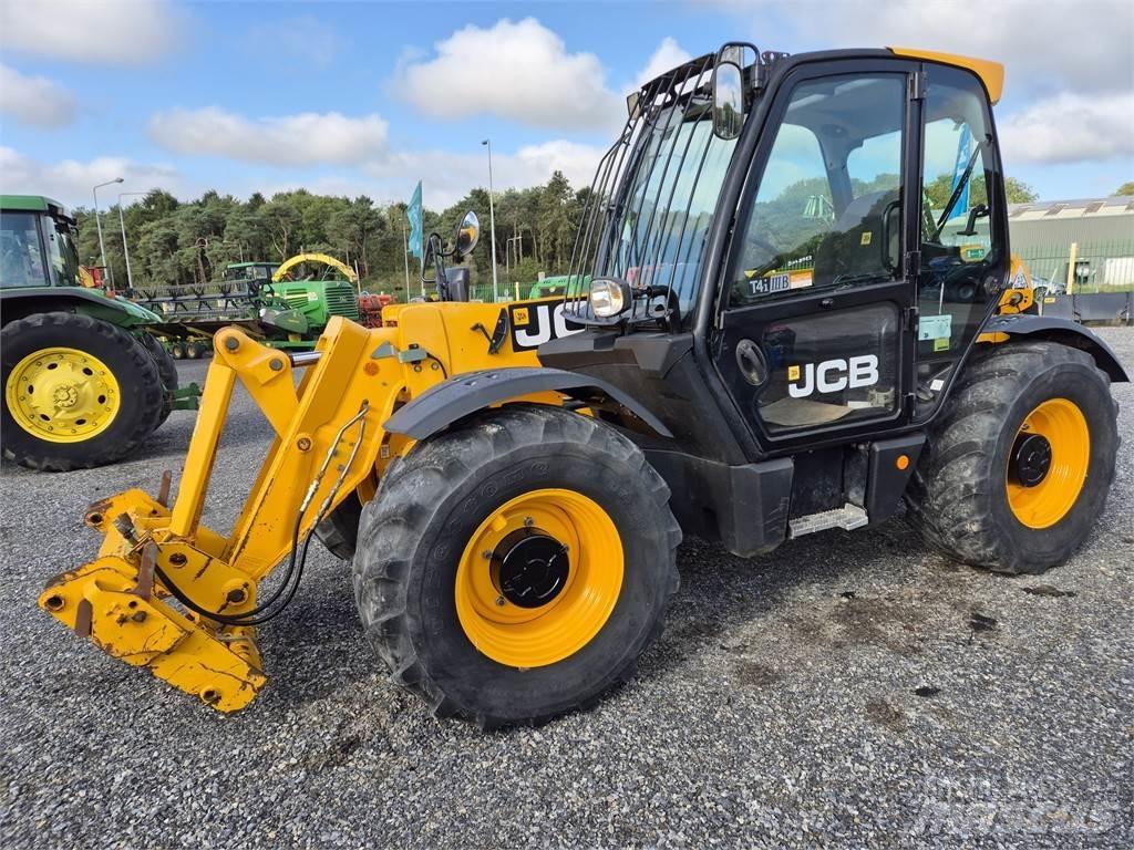 JCB 531-70 Maatalouskurottajat