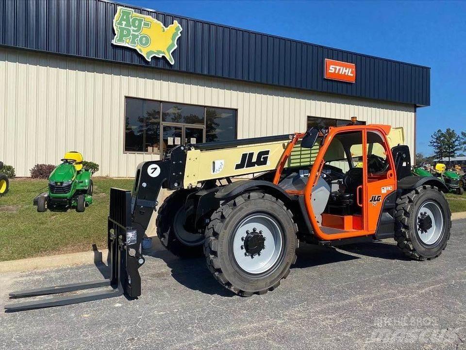 JLG 742 Kurottajat