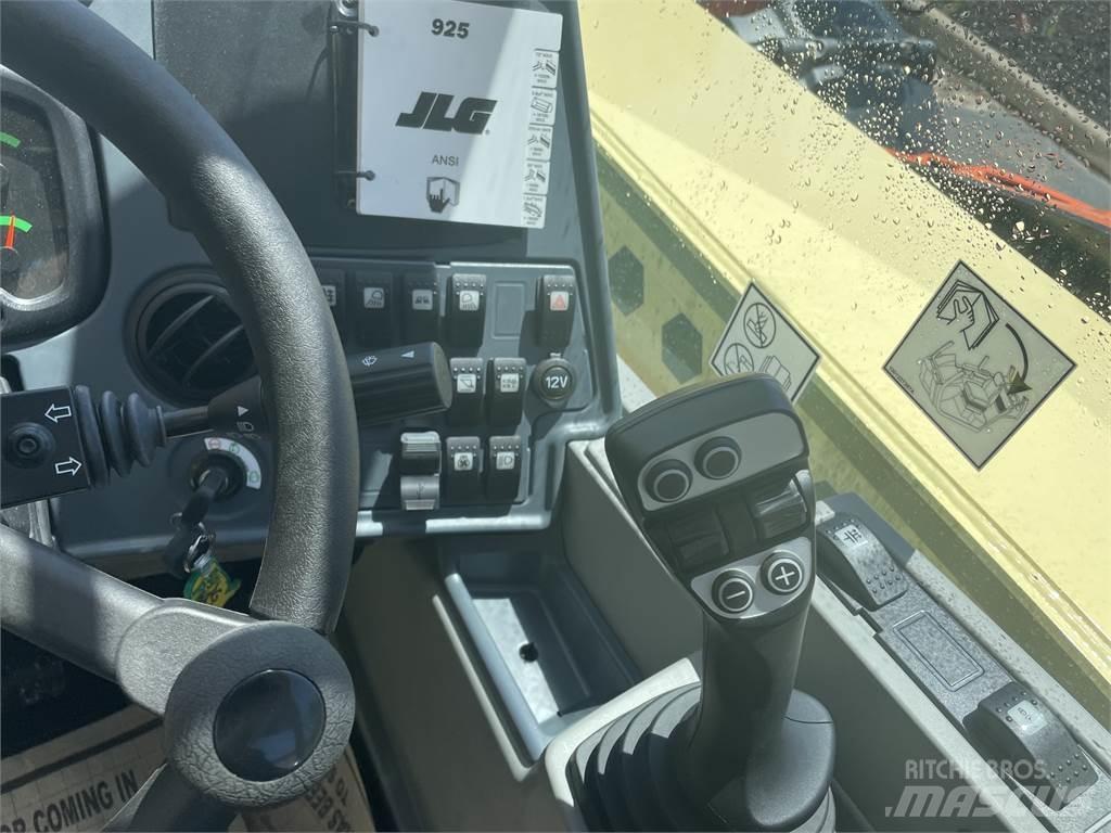 JLG 925 Kurottajat