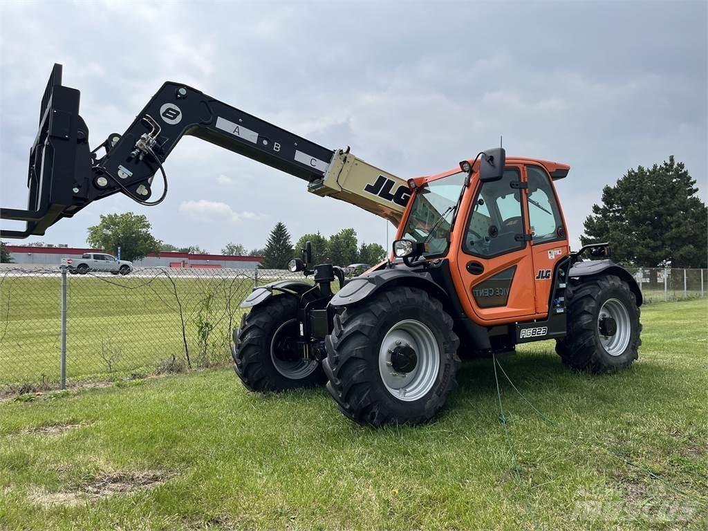 JLG AG823 Kurottajat
