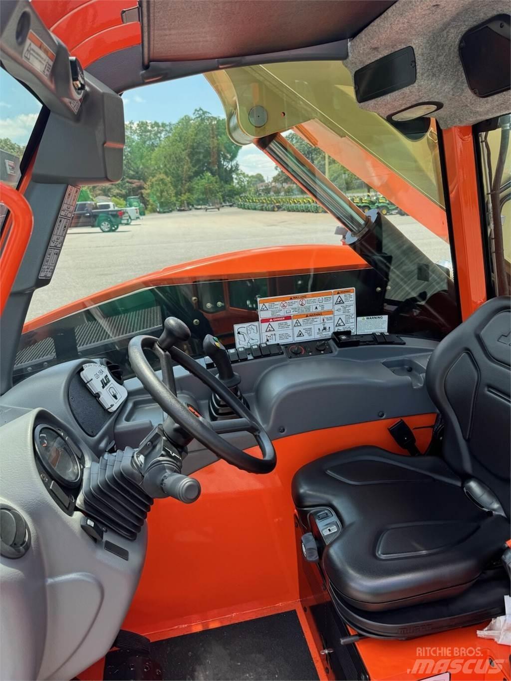 JLG G5-18A Kurottajat