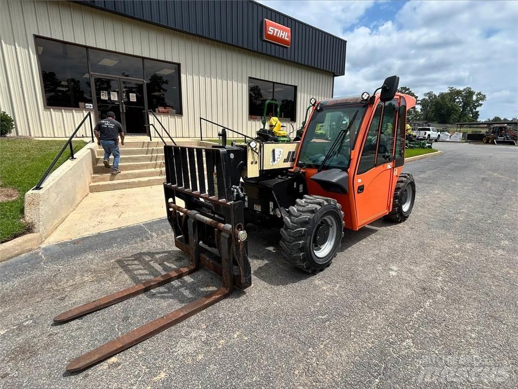 JLG G5-18A Kurottajat