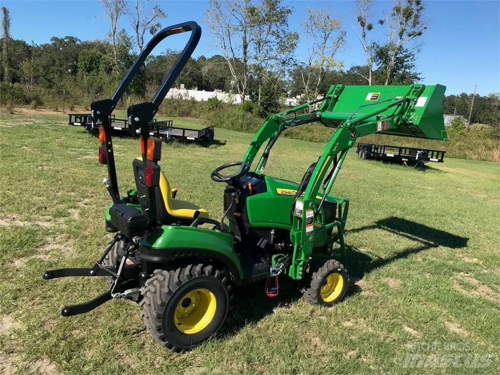 John Deere 1023E Taajamatraktorit