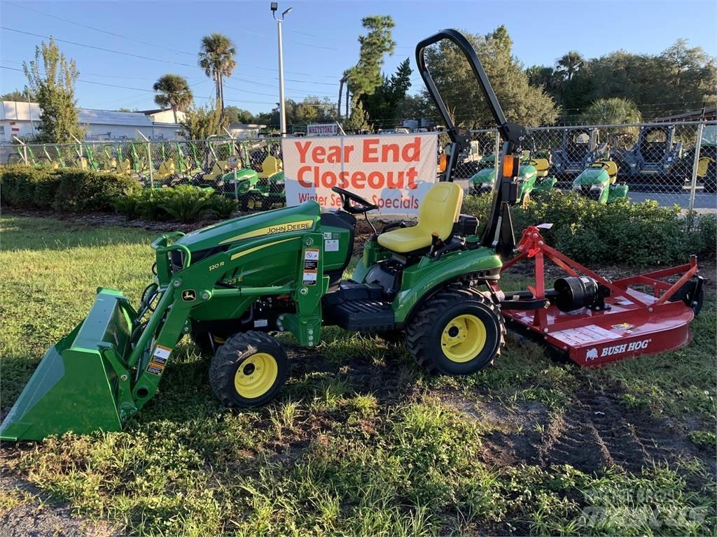 John Deere 1023E Taajamatraktorit