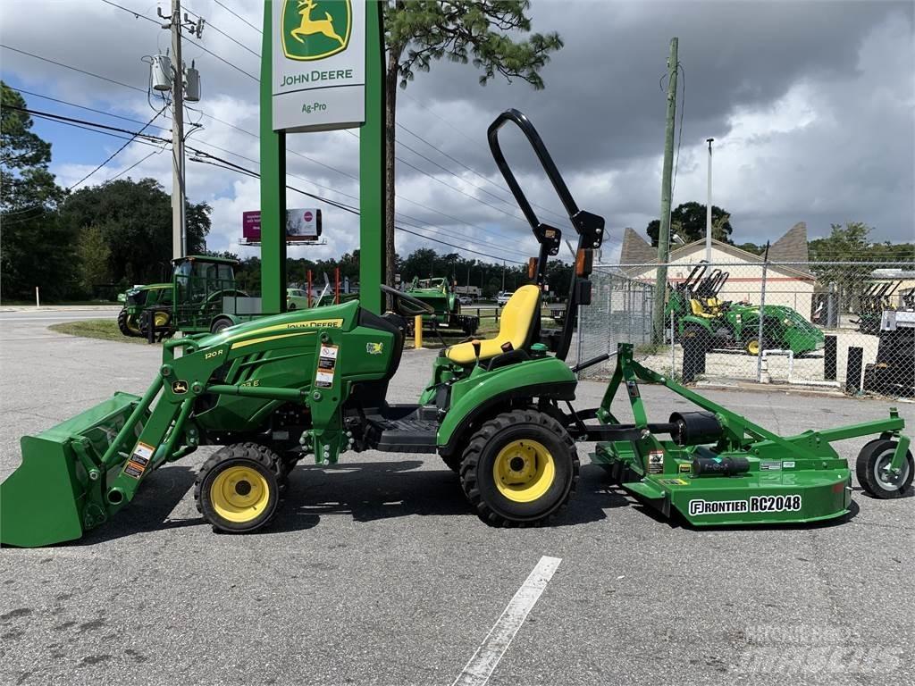 John Deere 1023E Taajamatraktorit