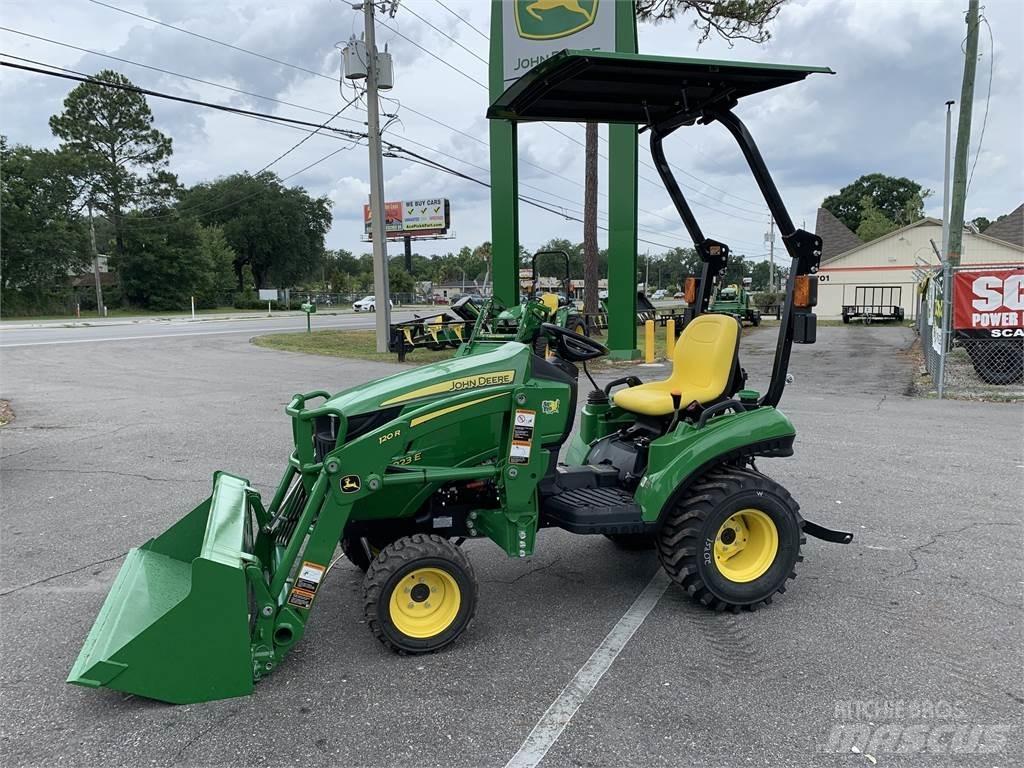 John Deere 1023E Taajamatraktorit
