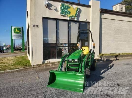 John Deere 1023E Taajamatraktorit