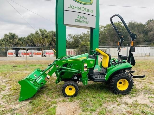John Deere 1023E Taajamatraktorit