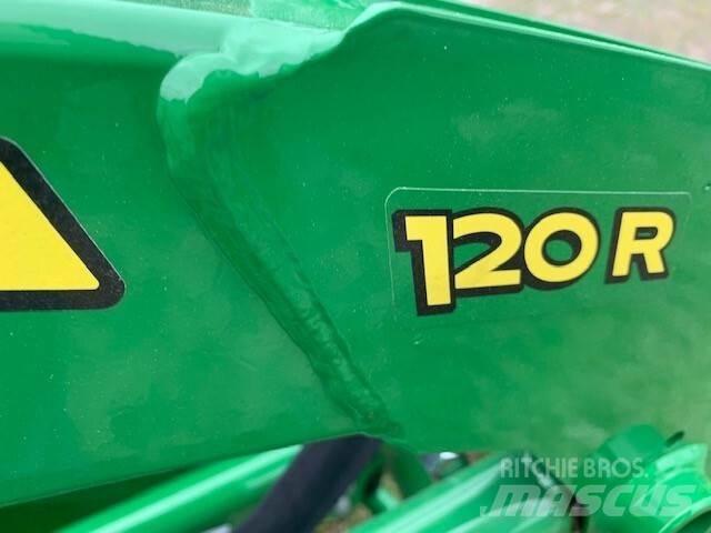 John Deere 1023E Taajamatraktorit